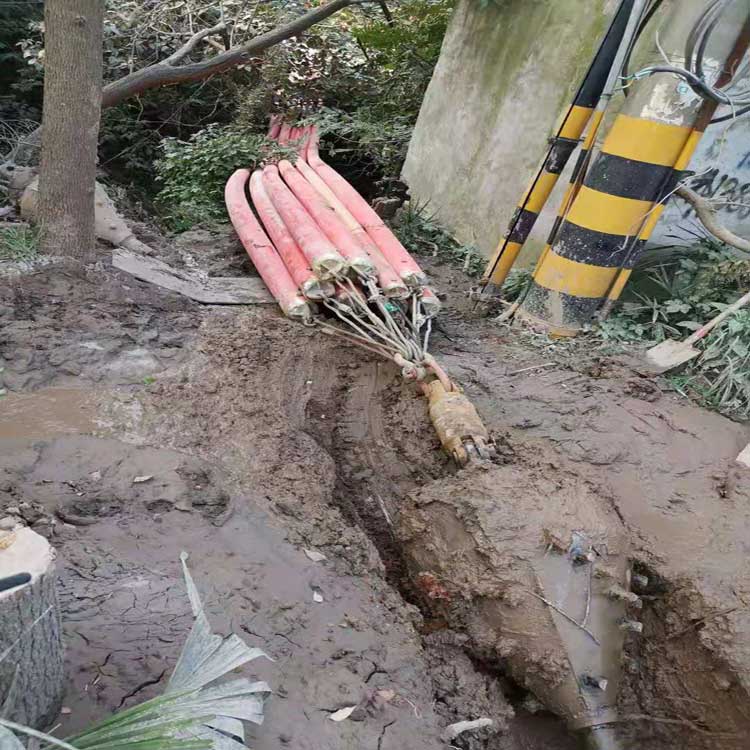 双鸭山武汉卷帘门拖拉管